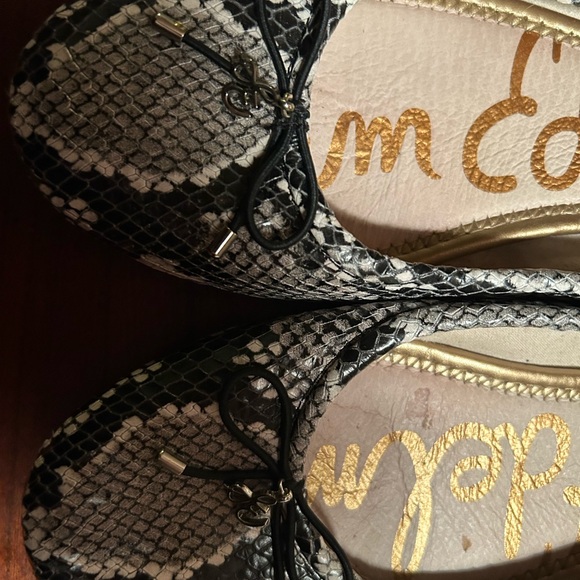 Sam Edelman Snake Print Flats with Black Bow - Picture 4 of 6